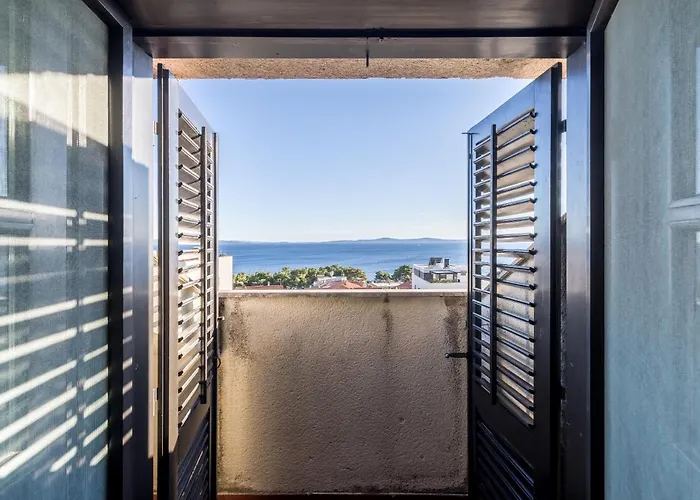 Soul House Pola Split