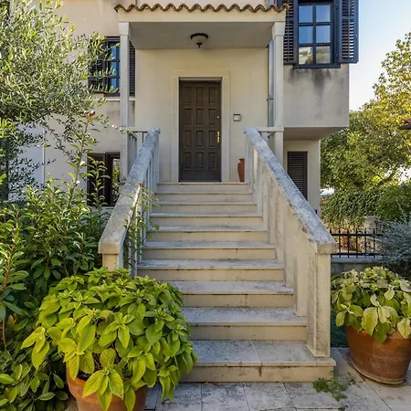 Soul House Pola سبليت